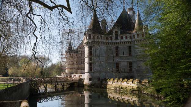 Château d'Azay-le-Rideau. © 2015 Ralph Grizzle
