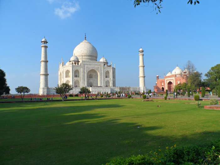 Viewing the Taj Mahal