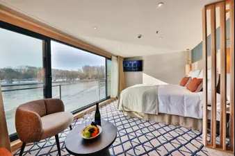 VIVA Two Suite